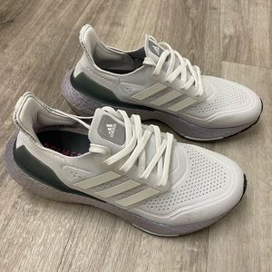 Adidas Ultraboost 22 Running Women